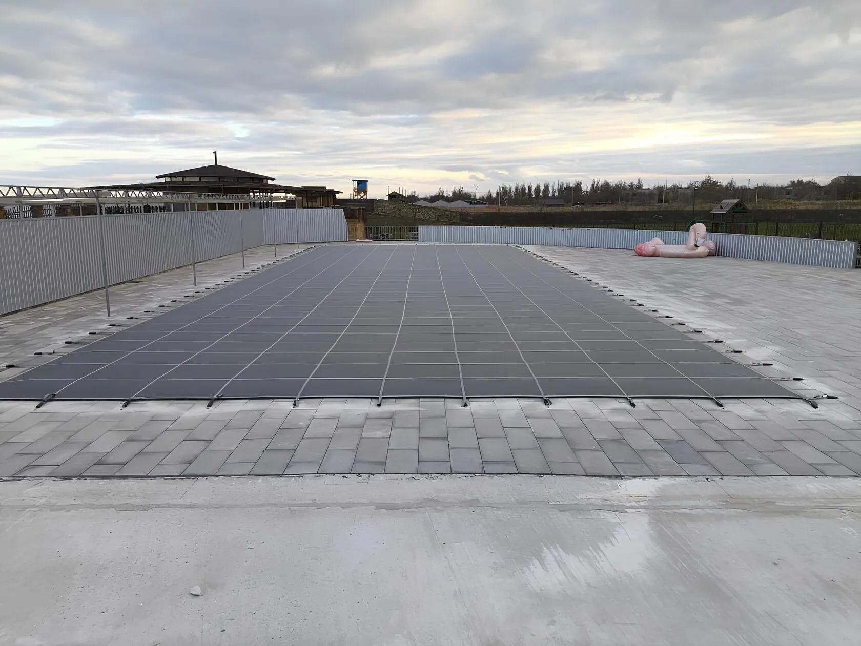 Защитное покрывало для бассейна в Белогорске